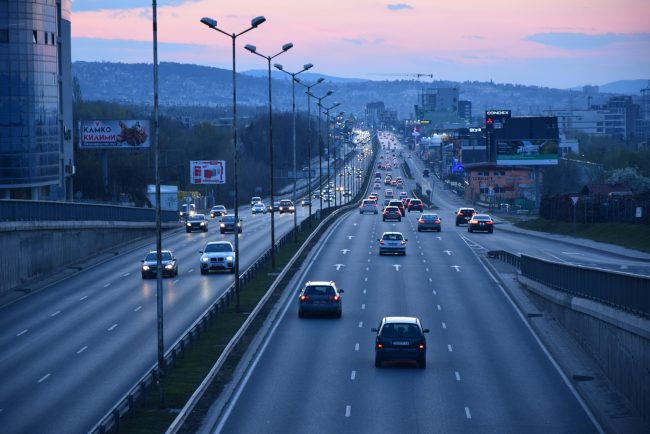 Frati de 3 si 5 ani abandonati intr o padure dupa un joc sinistru