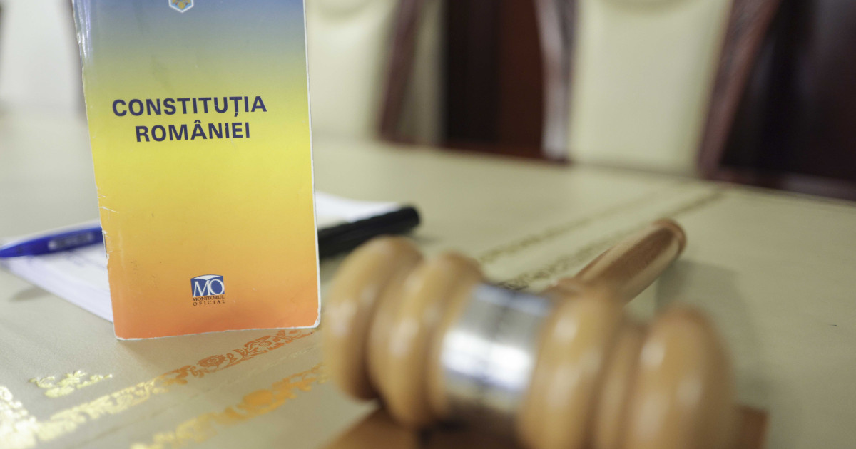 ICCJ a trimis o sesizare catre CCR privind modificarile legislatiei penale care reglementeaza procedura de camera preliminara