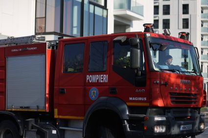 Incendiu la restaurantul La Cocosatu din Bucuresti renumit pentru mici 20 de persoane au fost evacuate