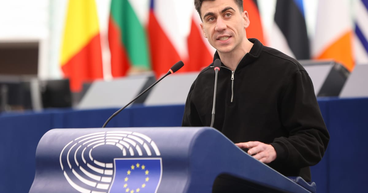 Influencerul MEP Fidias Panayiotou refuza un loc in Parlamentul Ciprului pentru a ramane in Parlamentul European