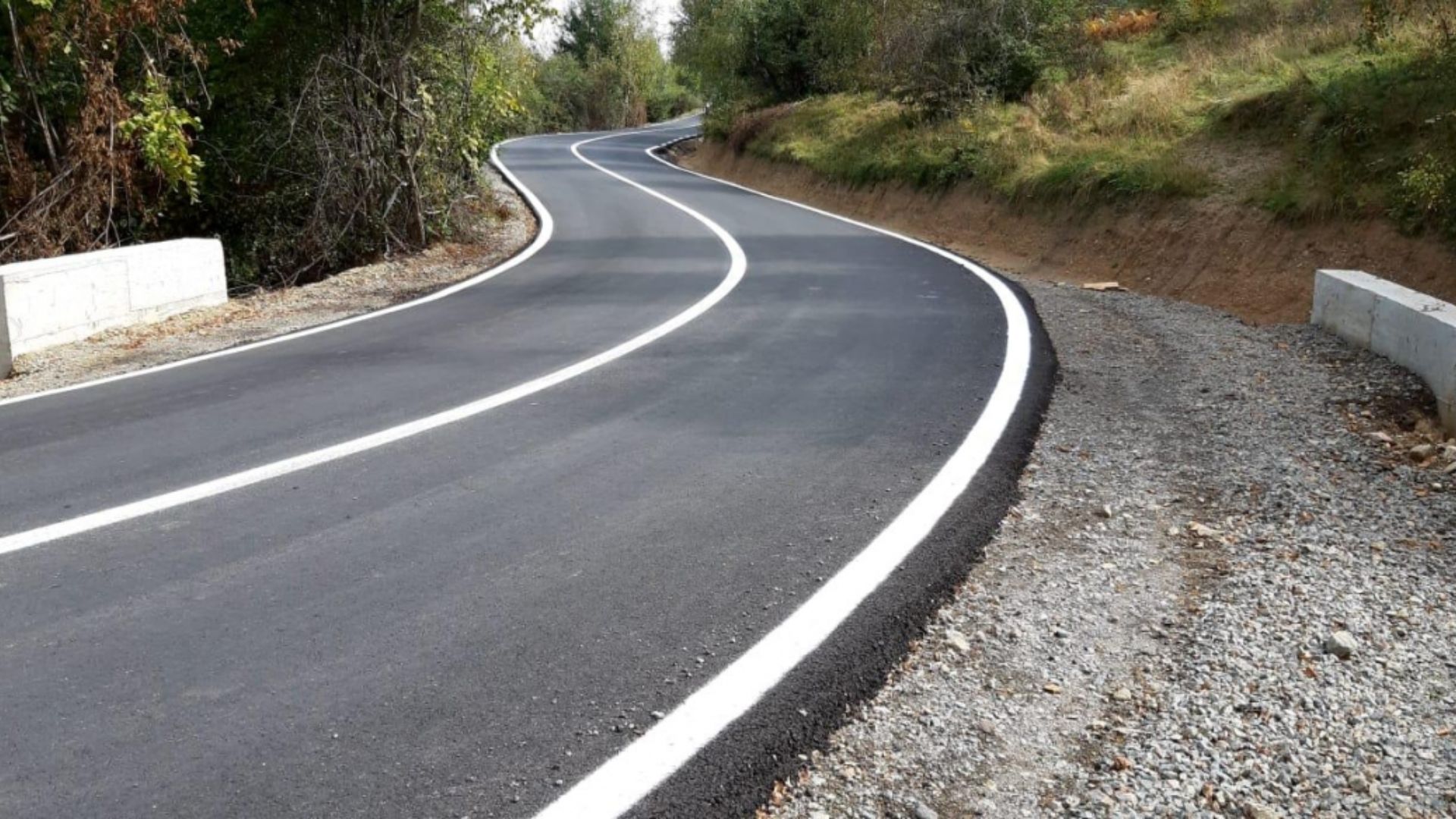 Investitie semnificativa in infrastructura Clujului Consiliul Judetean lanseaza o licitaie de peste 100 de milioane de euro pentru intretinerea drumurilor