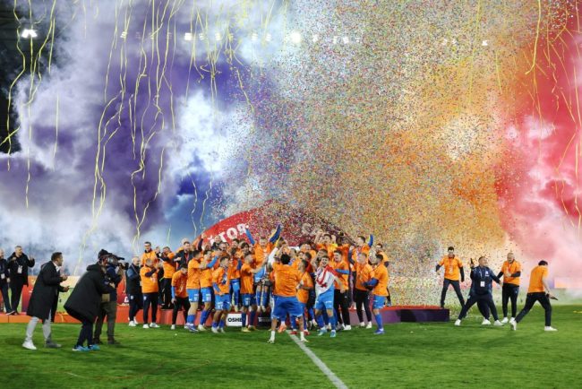 Jandarmeria aduce clarificari referitoare la interventia asupra lui Stefan Bairam dupa finala Cupei Romanei la fotbal Sanciuni de peste 20 de mii de lei aplicate