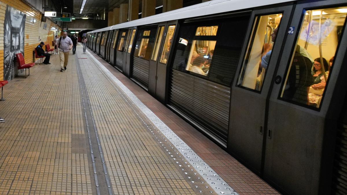 Majorarea tarifelor la metrou anulata Se cere demiterea conducerii Metrorex Miruta Au triplat