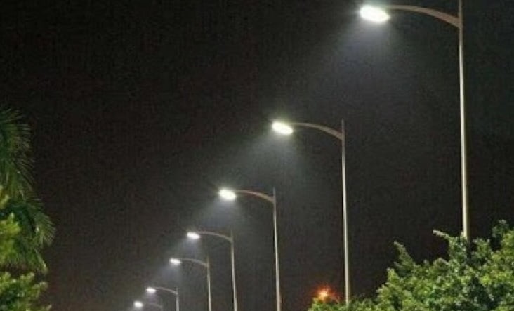 O comuna din judetul Cluj renunta la becurile traditionale si scade factura la energie electrica cu 50 274 de lampi LED si un sistem de control de la distanta