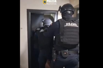 Percheziții în București și patru județe într-un dosar de înșelăciune legat de reparații de acoperișuri…
