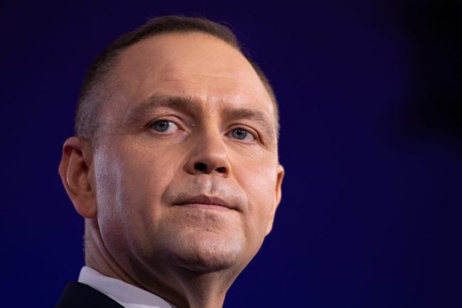 Presedinta Poloniei intentioneaza sa revizuiasca constitutia