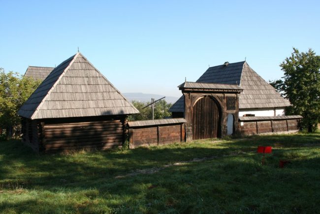 Proiectul pentru Padurea Hoia si Parcul Etnografic isi intampina o crestere semnificativa a costurilor pretul a fost majorat de la 33 la 55 de milioane de lei in urma unei licitatii nereusite