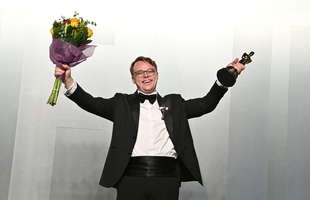 Regizorul filmului impotriva lui Putin si a pierdut premiul Oscar in timpul zborului