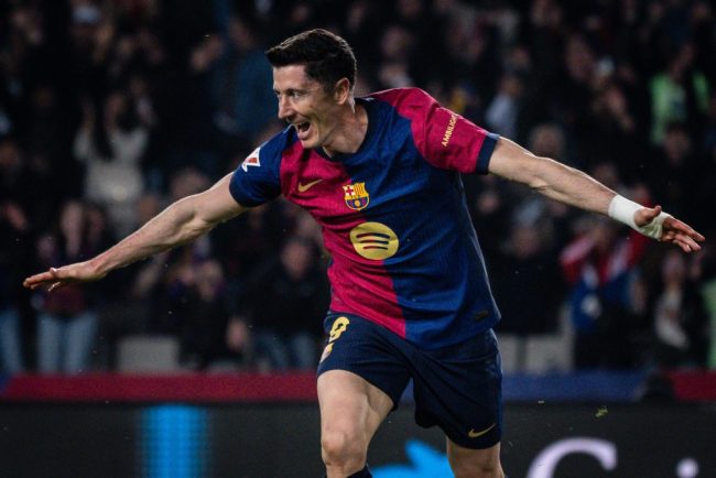 Robert Lewandowski a anuntat ca pleaca de la Barcelona