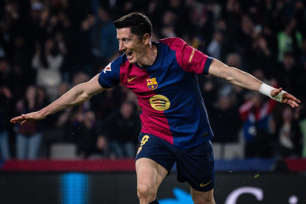 Robert Lewandowski a anuntat ca pleaca de la Barcelona