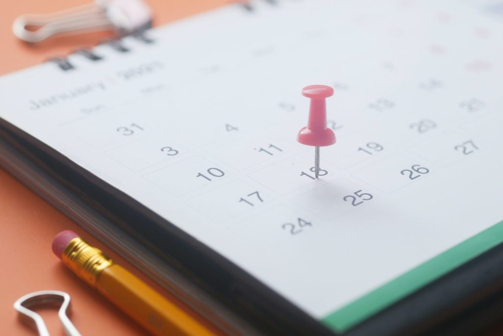 Romanii vor avea in curand un nou weekend prelungit Cate zile libere legale vor fi in 2026