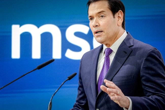 Rubio calatoreste in India pentru a finaliza acorduri energetice in contextul crizei petrolului iranian