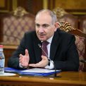 Rusia intentioneaza sa organizeze trimiterea a 100000 de persoane intr o tara pentru a vota impotriva unui candidat