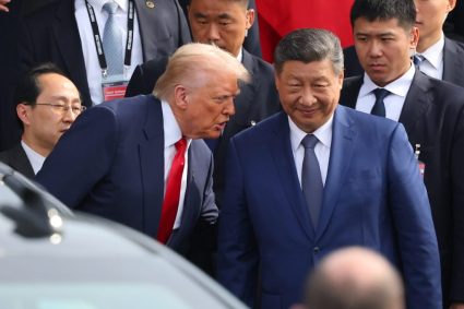 Senatorii americani il sfatuiesc pe Trump sa adopte o pozitie ferma in negocierile cu Xi Jinping referitoare la construcciile navale