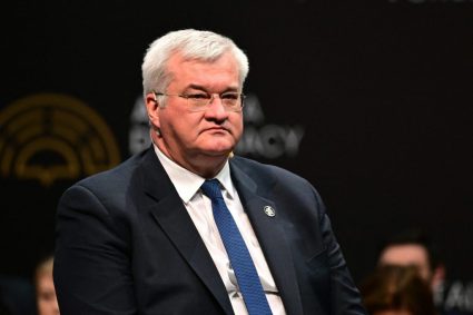 Sybiha discutie cu liderul NATO despre amenintarile in crestere din Belarus