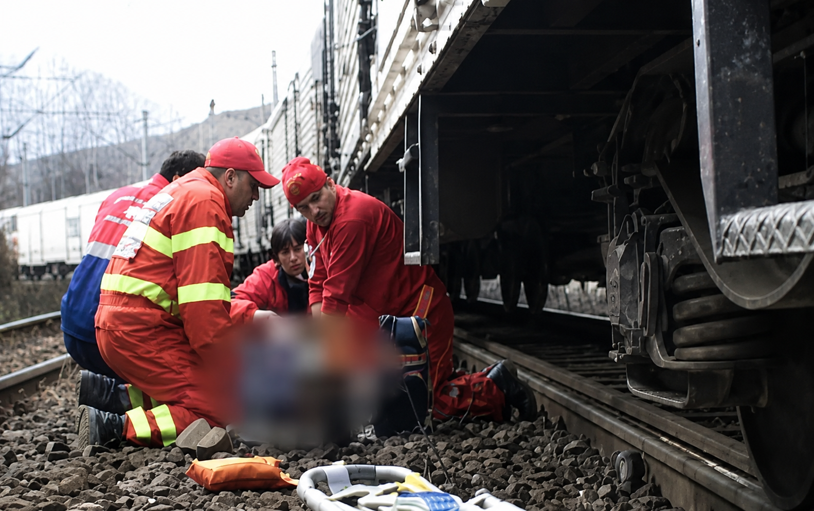 Trenul care a plecat din Cluj a lovit mortal un barbat de 51 de ani Medicii nu au reusit sa l salveze