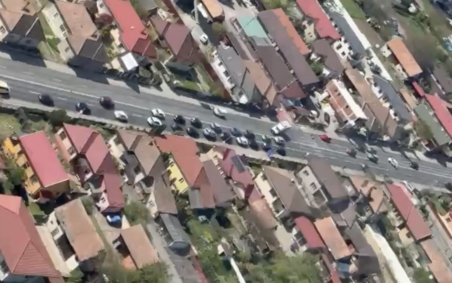 VIDEO Politistii din Cluj supraveteaza traficul de 1 Mai din aer Cum se circula in prezent pe iesirile din Cluj Napoca spre Floresti si Gilau