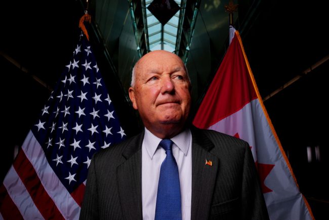 americanul pe care canadienii adora sa l detestesce