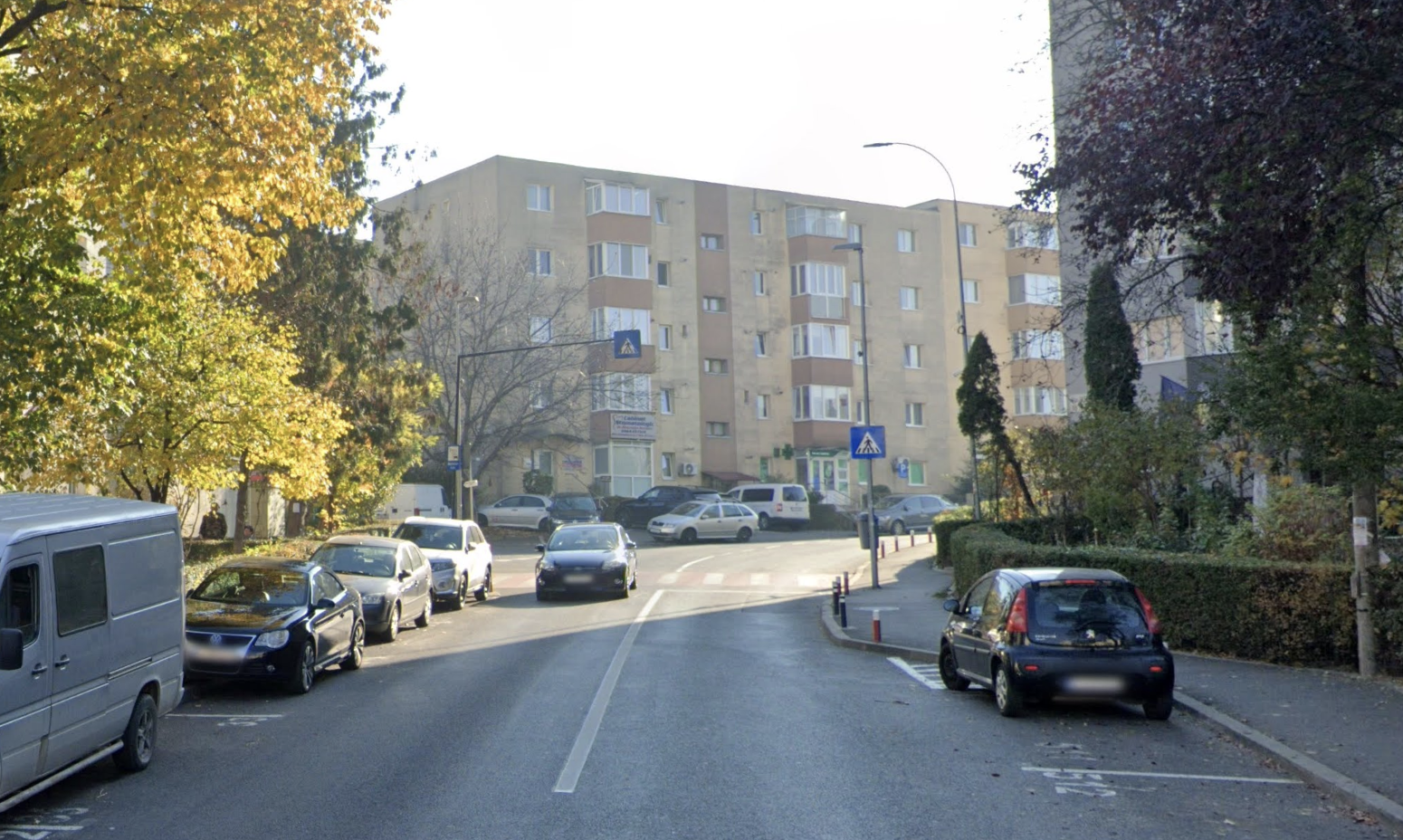 capcana pentru pietoni pe o strada din cluj trecerea de pietoni recent renovata devine inaccesibila pentru carucioare si persoane cu dizabilitati