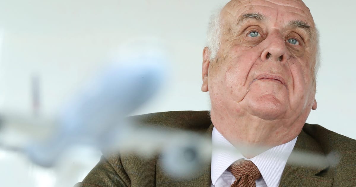 diplomat belgian de frunte acuzat in cazul lumumba a murit la varsta de 93 de ani
