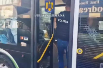 jaf asemeni celor din filme in cluj napoca un barbat a fost agresat si jefuit de 20000 de lei dupa ce a coborat din autobuz fiind urmarit hotul a fost prins