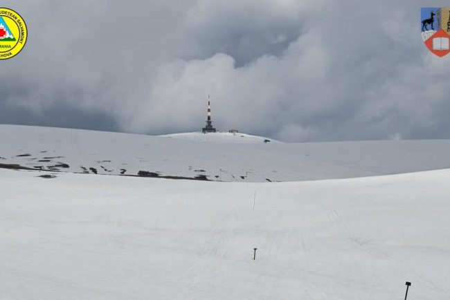 traseele turistice din platoul bucegi inchise se asteapta ploi ninsori si viscol