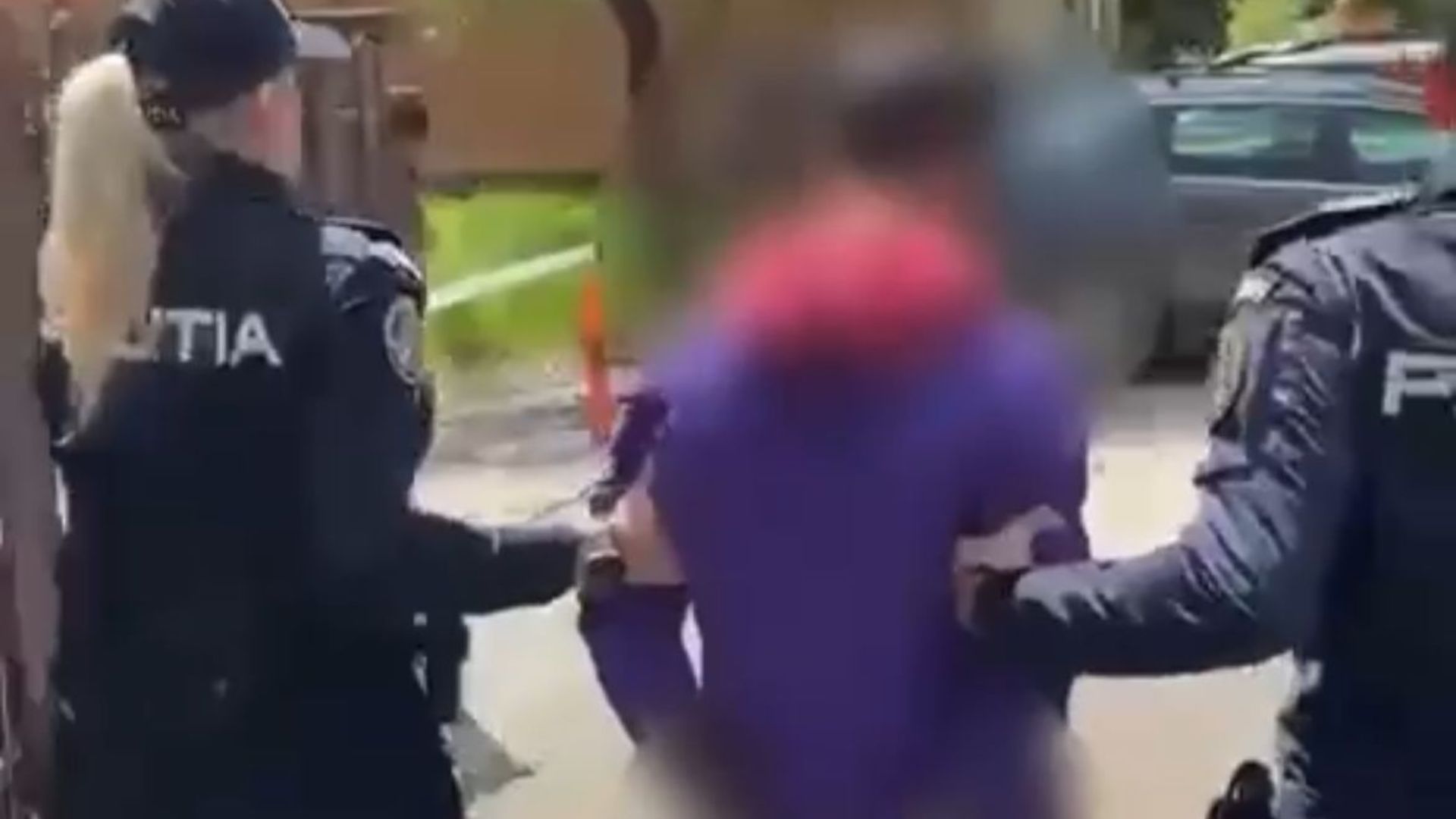 video un clujean a profitat de prietenul sau de pahar care era baut i a furat telefonul si toti banii iar politia l a prins rapid