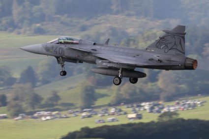 Alertă de securitate în Ungaria: avioane de vânătoare NATO au interceptat un Airbus cu sute de pasageri la bord.