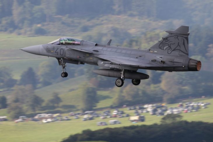 Alert de securitate n Ungaria avioane de vntoare NATO au interceptat un Airbus cu sute de pasageri la bord
