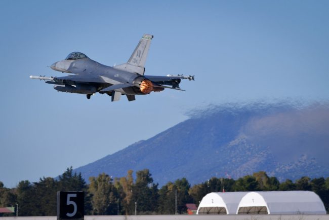 Alerta NATO in Europa Avioane Gripen au interceptat un avion israelian care a pierdut contactul radio deasupra Ungariei