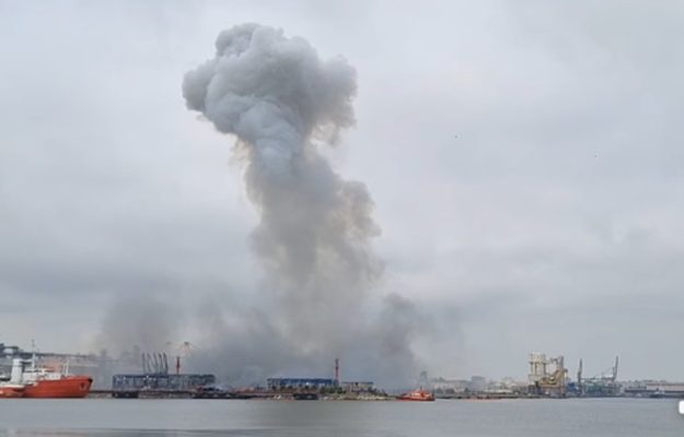 Alerta in Portul Constanta dupa o explozie Primele informatii indica posibilitatea impartii unei drone marine