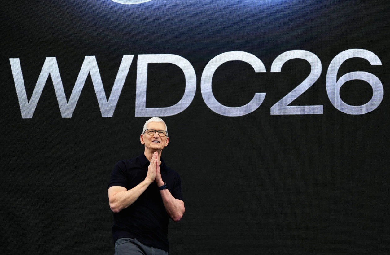 Apple lansa Siri AI si isi intareste prezenta in competitia inteligenei artificiale Ultima conferinta WWDC prezentata de Tim Cook