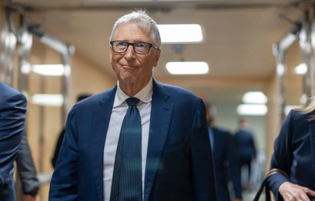 Bill Gates audiat in Congresul SUA in cazul Epstein Epstein l ar fi ajutat sa si trateze o infectie cu transmitere sexuala