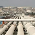 Bloomberg UE analizeaza suspendarea plafonului de pret pentru petrolul rusesc in contextul razboiului din Iran