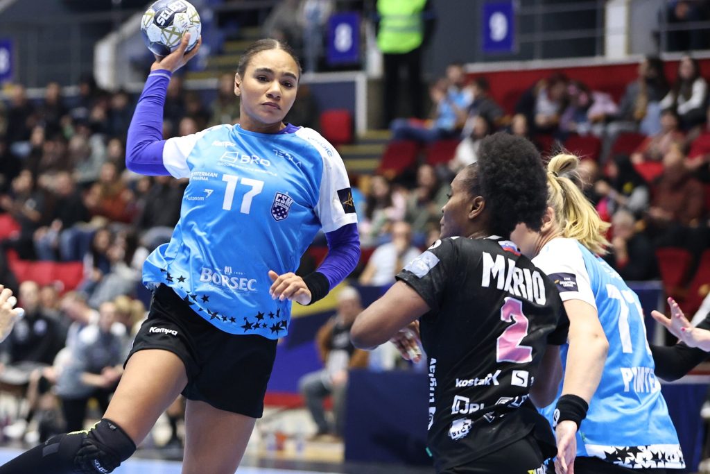 CSM Bucuresti joaca astazi finala mica a Final Four ului Ligii Campionilor Ce canal de televiziune difuzeaza meciul