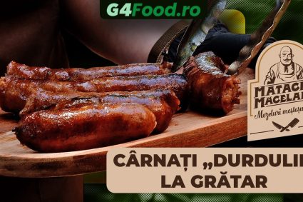 Cârnați „durdulii” la grătar cu cartofi copți: o rețetă ușoară pentru cinele în familie