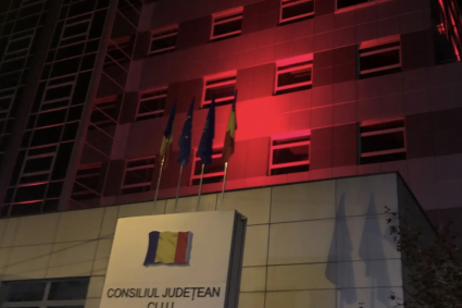 Clujul se va colora în roșu duminică seara, descoperă motivele! CJ Cluj inițiază un gest simbolic cu ocazia Zilei Donatorului de Sânge și îi invită pe oameni să participe.