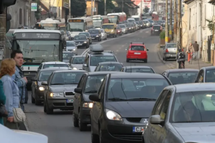 Clujul, sub restricții din cauza caniculei! Traficul greu, limitat pe drumurile din județ.
