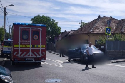 Cum s-a produs accidentul de pe strada Jiului din Cluj, în care un bărbat a fost prins între o mașină și un gard: A fost resuscitat pe loc.