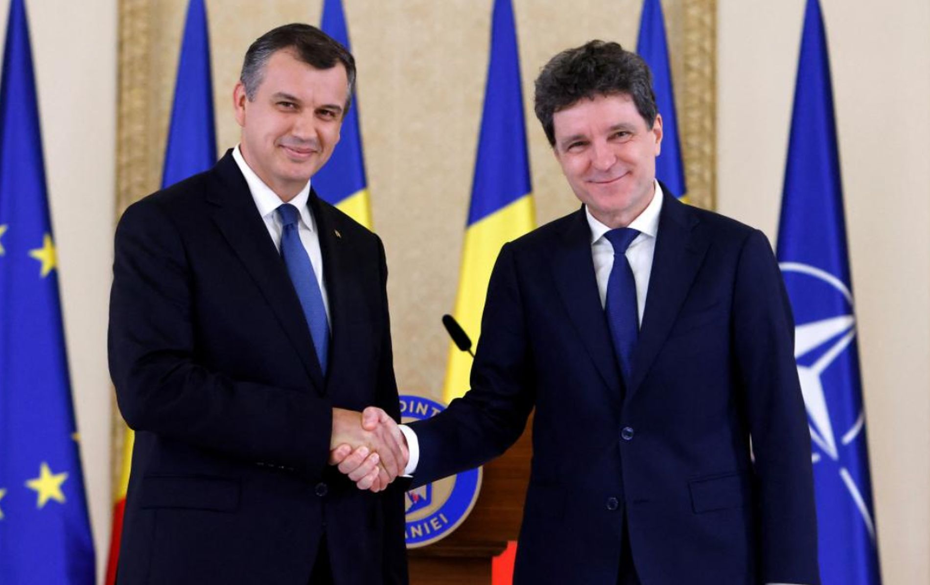 Haosul politic din Romania a fost acoperit de presa internationala POLITICO lanseaza un avertisment tara se indreapta spre un moment critic dupa esecul Guvernului Tomac