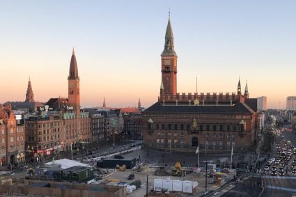 Inițiativa unui oraș european de a recompensa turiștii se extinde la scară globală.