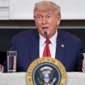 Lasati i sa isi rezolve singuri problemele Eu i am adus in aceasta situatie afirma presedintele Trump