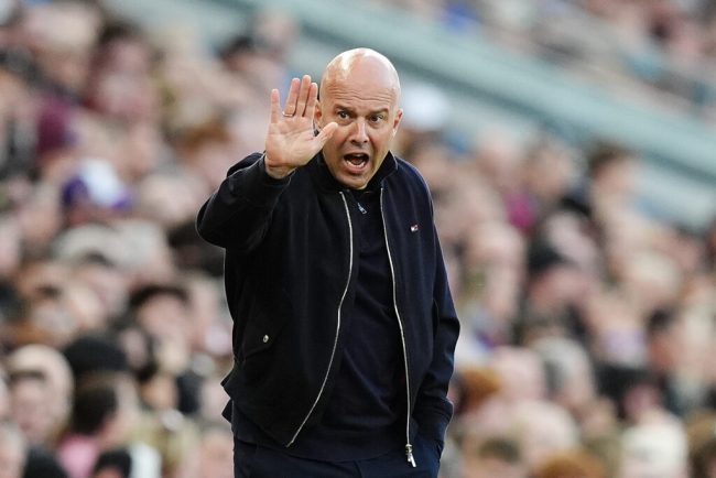 Liverpool l a destituit pe antrenorul principal