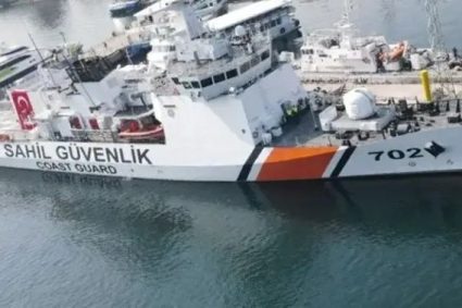 Marea Neagră: Pescar turcesc scufundat după un atac lângă Sevastopol