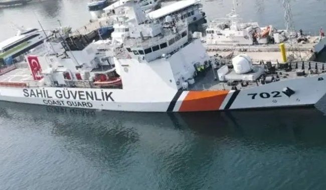 Marea Neagra Pescar turcesc scufundat dupa un atac langa Sevastopol