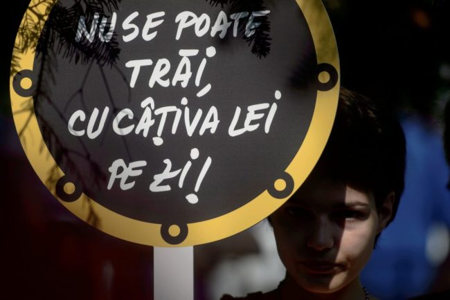 Paradox Dei salariul minim va crete pe 1 iulie cei care l primesc devin mai srci