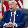 Presedintele Trump acorda gratiere unui congresman condamnat pentru frauda de sute de mii de dolari