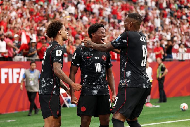 Primul duel din saisprezecimile Mondialului a fost stabilit Africa de Sud si Canada deschid fazele eliminatorii