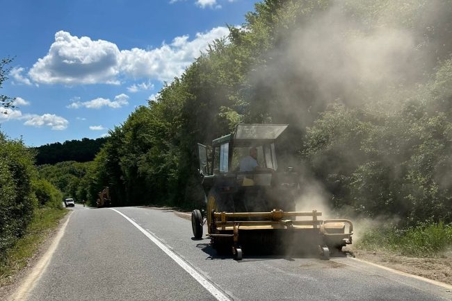 Reabilitarea unui drum judetean din Cluj care conecteaza nordul judetului cu Salaj Aproape 23 de kilometri vor fi modernizati de catre Consiliul Judetean