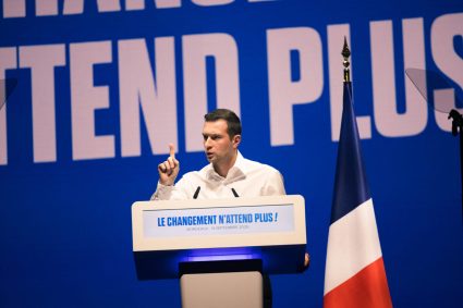 Sondaj pentru alegerile prezidențiale din Franța 2027: Jordan Bardella atinge cel mai înalt nivel, iar Édouard Philippe se păstrează în fața lui Gabriel Attal.
